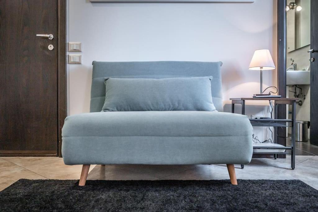Sotto Le Due Torri 5* Apartment Болоня Екстериор снимка